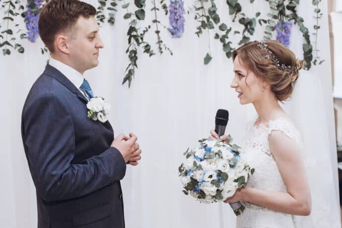 Gérer l'émotion des échanges de vœux de mariage