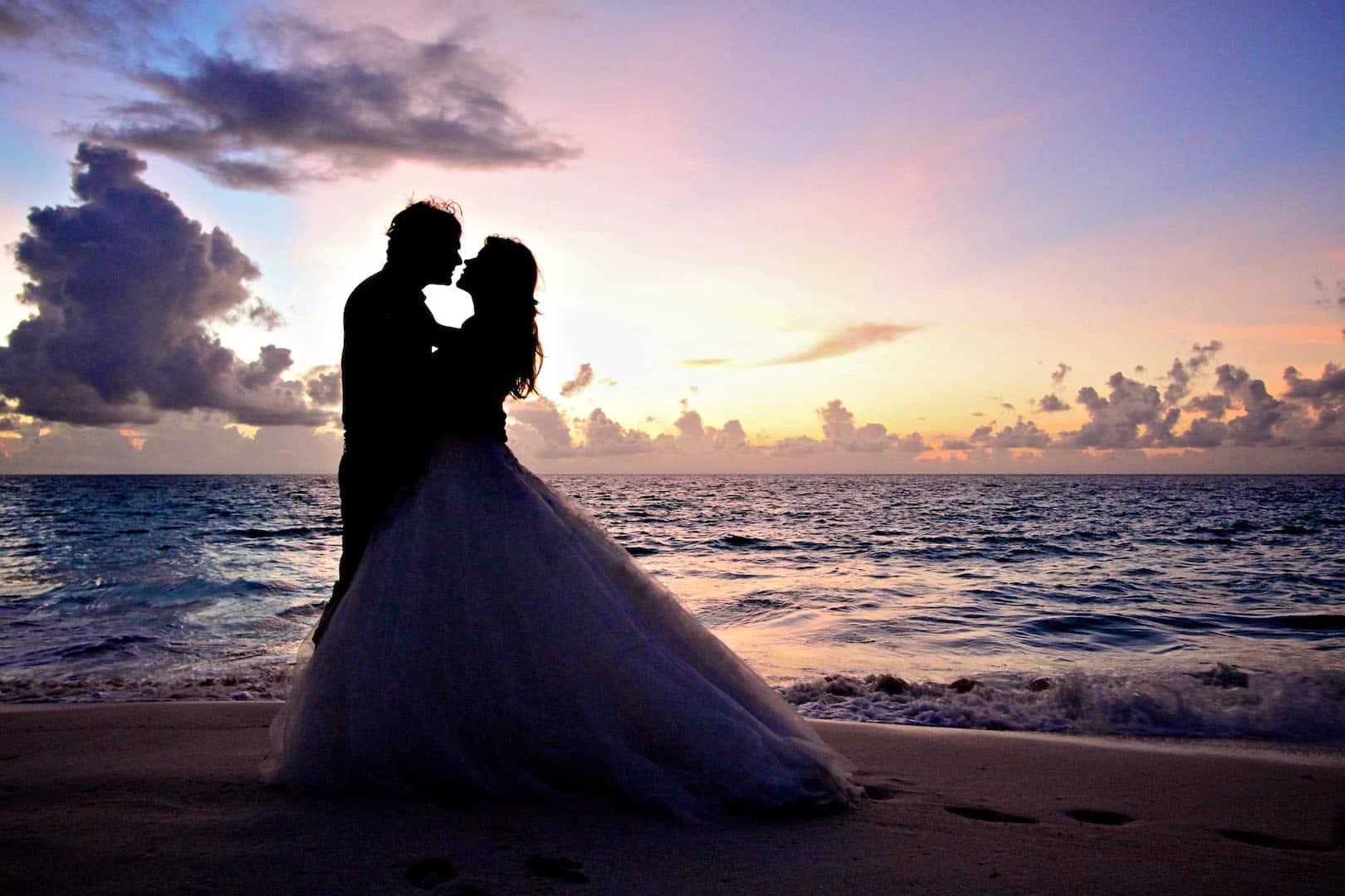 beach wedding 03 1620x1080